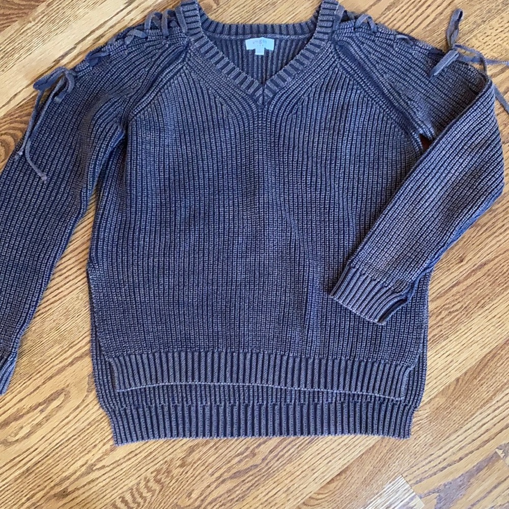 Like new! Umgee sweater  brown. Size small.